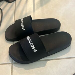 Arigato slides